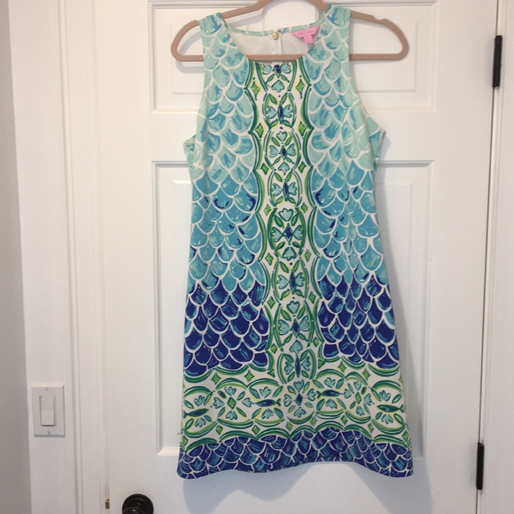 Lily Pulitzer size M wrinkle resistant dress